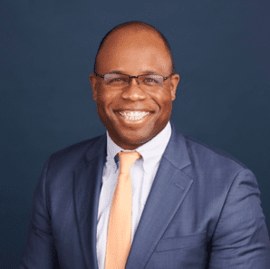 Robert S Stewart Jr Headshot